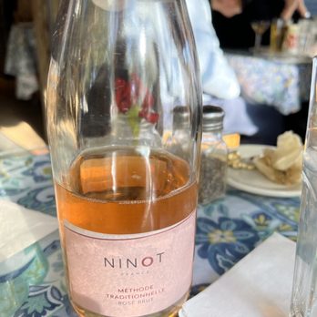 Cafe Degas - Excellent value French bubbly! - French Near Me - New Orleans, Louisiana Cafe Degas - Excellent value French bubbly! - French Near Me - New Orleans, Louisiana