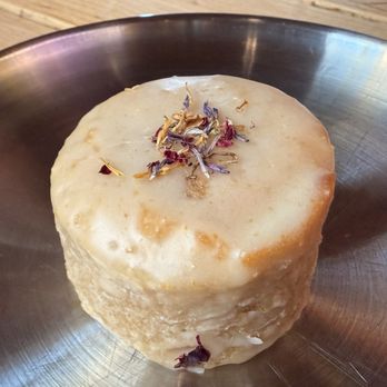 Odie B's Sunnyside - Lemon yuzu tea cake - Coffee & Tea Near Me - Denver, Colorado