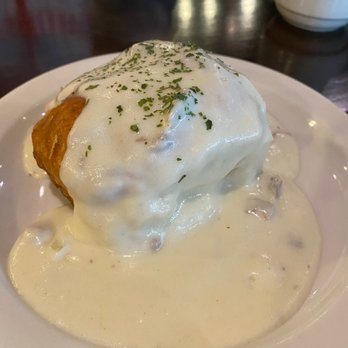 The Scratch Room - Biscuits and gravy - Breakfast & Brunch Near Me - Anaheim, California The Scratch Room - Biscuits and gravy - Breakfast & Brunch Near Me - Anaheim, California