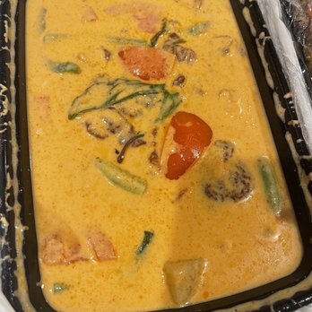 Sri Thai Cuisine - Roasted Duck Curry - Thai Near Me - San Francisco, California