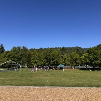 Lake Boren Park - Open area - Parks Near Me - Newcastle, Washington Lake Boren Park - Open area - Parks Near Me - Newcastle, Washington