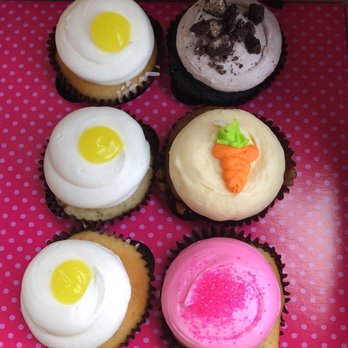 Small Cakes Cupcakery - Cupcakes Near Me - Woodstock, Georgia Small Cakes Cupcakery - Cupcakes Near Me - Woodstock, Georgia
