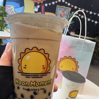 Noon Moment - Original milk tea, jasmine green tea - Bubble Tea Near Me - Toronto, Ontario Noon Moment - Original milk tea, jasmine green tea - Bubble Tea Near Me - Toronto, Ontario