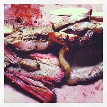 Snow's BBQ - O hai, meat - Barbeque Near Me - Lexington, Texas Snow's BBQ - O hai, meat - Barbeque Near Me - Lexington, Texas