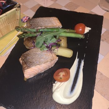 Al Aljibe - Salmon - Spanish Near Me - Seville, SE
