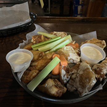 Bidwell Tavern - Wings - American Near Me - Coventry, Connecticut