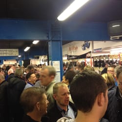Stockport Beer & Cider Festival - Very busy in the main beer 'corridor'