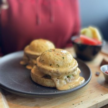 Kicker's - Sausage Benedict - Seafood Near Me - Morro Bay, California