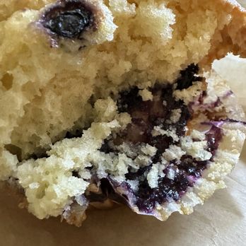 Rose Bakery Cafe - Blueberry muffin - Pizza Near Me - Irvine, California