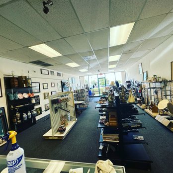Duncan’s Treasures - Plenty of Antiques and Vintage items! - Thrift Stores Near Me - Moreno Valley, California Duncan’s Treasures - Plenty of Antiques and Vintage items! - Thrift Stores Near Me - Moreno Valley, California