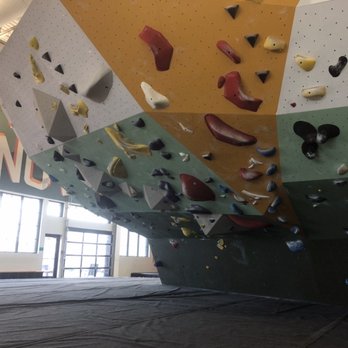 Movement Design District - Rock Climbing Near Me - Dallas, Texas