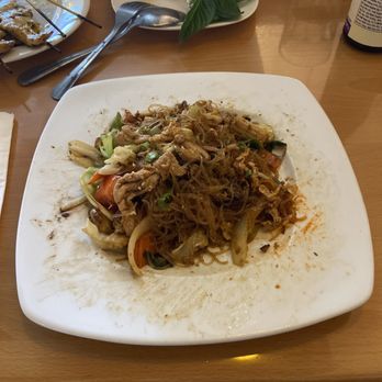CT Bistro - Pad Woosen with pork - Vietnamese Near Me - Portland, Oregon