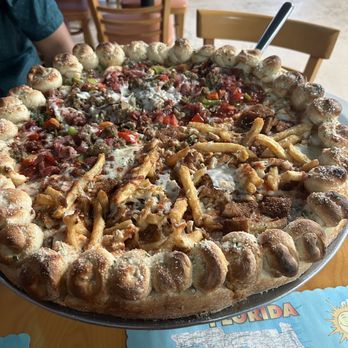 Munchy’s Pizza & Wings - Half meat lovers half buffalo twist - Pizza Near Me - Deerfield Beach, Florida Munchy’s Pizza & Wings - Half meat lovers half buffalo twist - Pizza Near Me - Deerfield Beach, Florida