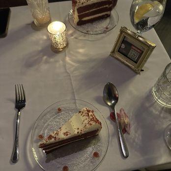 Panda Harlem - Red velvet cake - Chinese Near Me - New York, New York Panda Harlem - Red velvet cake - Chinese Near Me - New York, New York