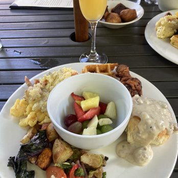 Dancing Bear Appalachian Bistro - Amazing brunch! - New American Near Me - Townsend, Tennessee