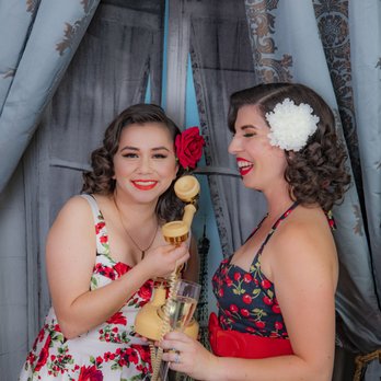 Iconic Pinups - Makeup Artists Near Me - Los Angeles, California Iconic Pinups - Makeup Artists Near Me - Los Angeles, California