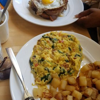 Yolk - West Loop - My sister breakfast - Coffee & Tea Near Me - Chicago, Illinois Yolk - West Loop - My sister breakfast - Coffee & Tea Near Me - Chicago, Illinois