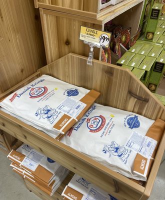 Trader Joe’s by null