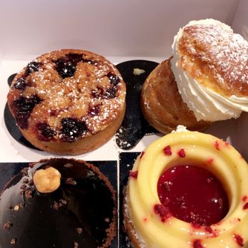 Délice Macarons - Mixed berries tart, Choux a la creme, Le Delice, Lemon Pie - Desserts Near Me - Cranford, New Jersey Délice Macarons - Mixed berries tart, Choux a la creme, Le Delice, Lemon Pie - Desserts Near Me - Cranford, New Jersey