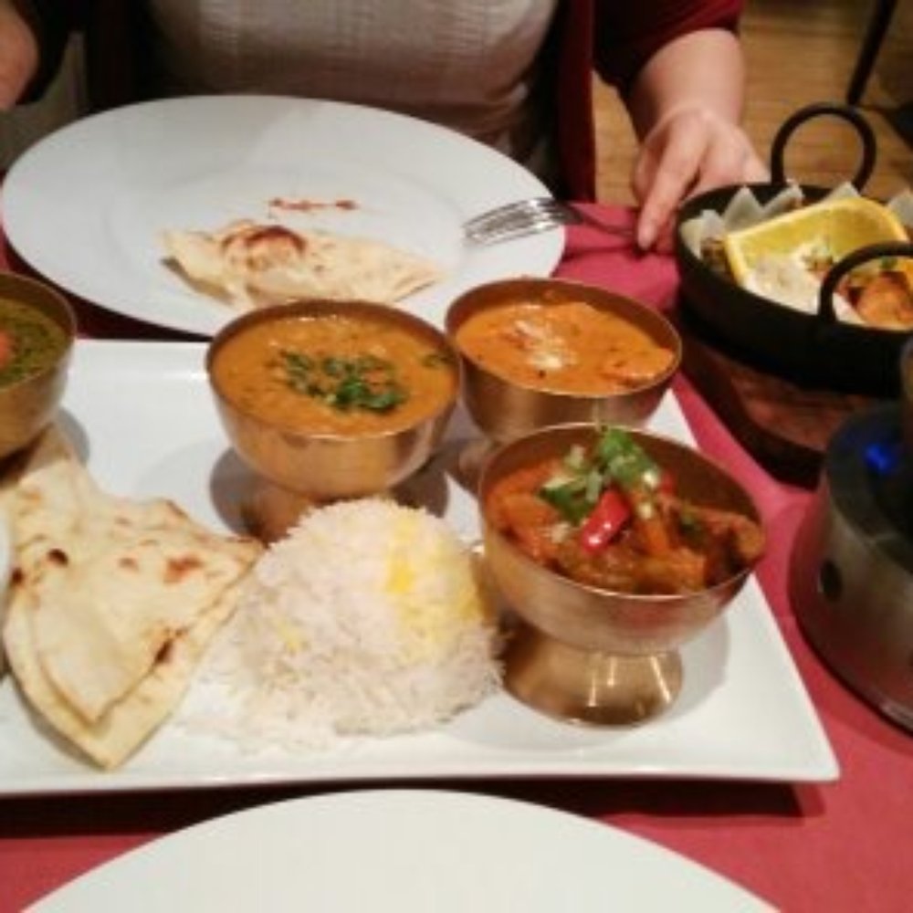 Thalis and some vegetarian dish with cauliflower Thalis and some vegetarian dish with cauliflower