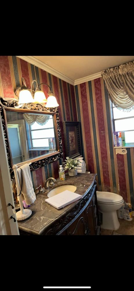 Slide of Thomas Custom Construction