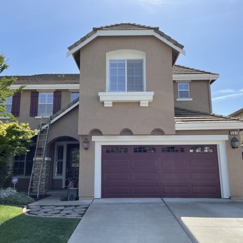 End 2 End Painting - Full exterior paint job on this large two-story home - Painters Near Me - Vacaville, California End 2 End Painting - Full exterior paint job on this large two-story home - Painters Near Me - Vacaville, California