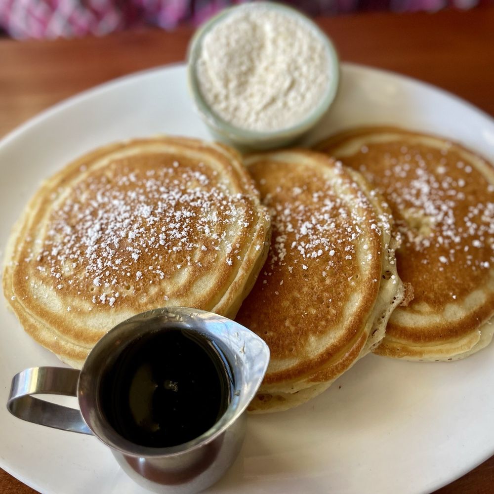 Buttermilk pancakes Buttermilk pancakes