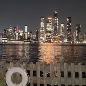 Chart House - Post dinner view from patio - Seafood Near Me - Weehawken, New Jersey Chart House - Post dinner view from patio - Seafood Near Me - Weehawken, New Jersey