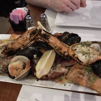 Imperio - Seafood platter - Portuguese Near Me - Montreal, Quebec Imperio - Seafood platter - Portuguese Near Me - Montreal, Quebec