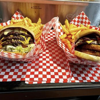 California Burger Express - Burgers Near Me - Bakersfield, California