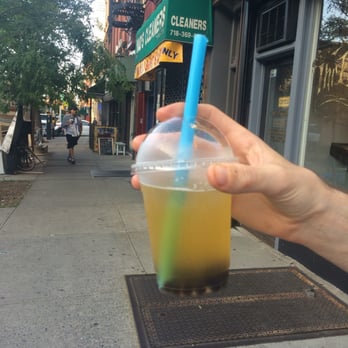 Henry's - Passion fruit bubble tea - Vietnamese Near Me - Brooklyn, New York