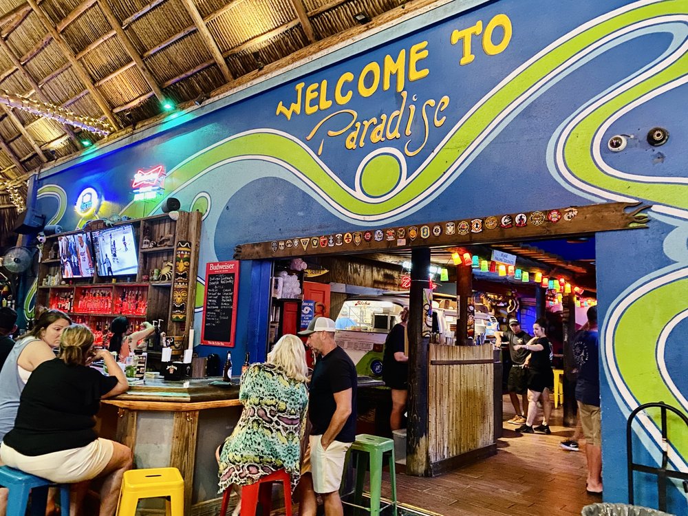 Gilligan's Island Bar & Grill