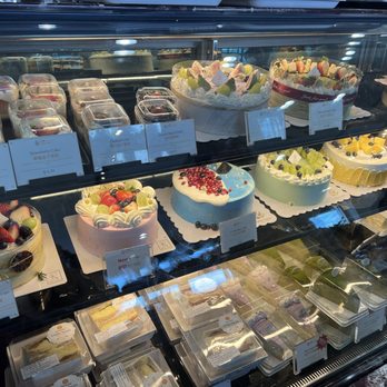 Little Swan Bakery - Bakeries Near Me - Alhambra, California