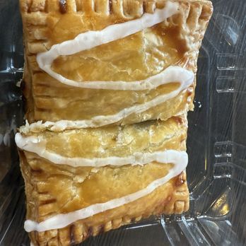 Cafe 86 - Turon Poptart 5/5 - Desserts Near Me - Rancho Cucamonga, California Cafe 86 - Turon Poptart 5/5 - Desserts Near Me - Rancho Cucamonga, California