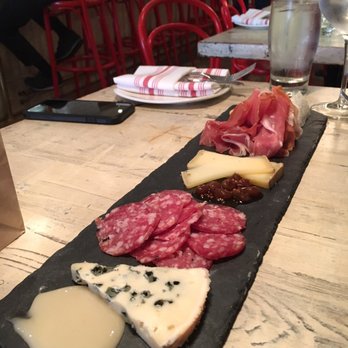Murray's Cheese Bar - Delicious cheesemonger. You won't regret it. - Wine Bars Near Me - Long Island City, New York Murray's Cheese Bar - Delicious cheesemonger. You won't regret it. - Wine Bars Near Me - Long Island City, New York