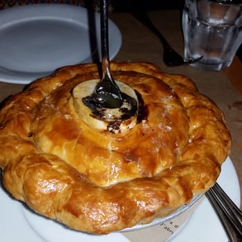 Chi Spacca - Beef & Bone Marrow Pie! - Italian Near Me - Los Angeles, California Chi Spacca - Beef & Bone Marrow Pie! - Italian Near Me - Los Angeles, California