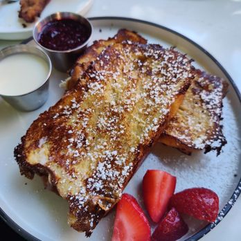 Eggy’s Neighborhood Kitchen - Breakfast & Brunch Near Me - Berkeley, California