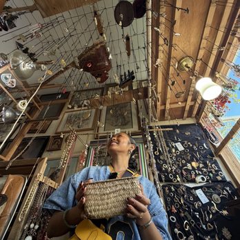 Curiosity Shop - Used, Vintage & Consignment Near Me - Berkeley, California