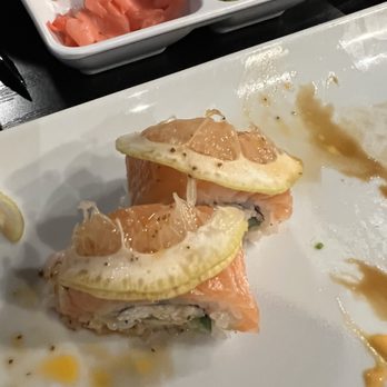 Dake Sushi - Lemon something roll - lemon sliced way to big to eat. - Sushi Bars Near Me - Simi Valley, California Dake Sushi - Lemon something roll - lemon sliced way to big to eat. - Sushi Bars Near Me - Simi Valley, California