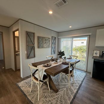 Titan Factory Direct - Dinning area - Mobile Home Dealers Near Me - San Antonio, Texas Titan Factory Direct - Dinning area - Mobile Home Dealers Near Me - San Antonio, Texas