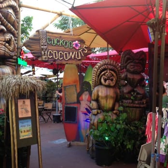 Cuckoo Coconuts Waikiki - Cocktail Bars Near Me - Honolulu, Hawaii