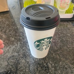 Starbucks - Dixie lid on Starbuck cup - guess due to supply shortage