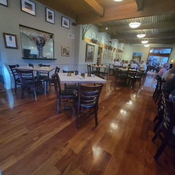 Spotted Dog - Inside dining - American Near Me - Springdale, Utah Spotted Dog - Inside dining - American Near Me - Springdale, Utah