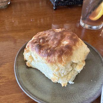 Reid's Apothecary - Biscuit - New American Near Me - Brunswick, Georgia