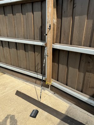 CMC Fence and Roof Logo