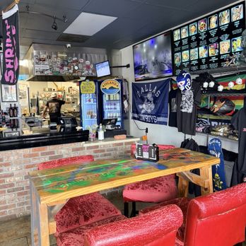 Shrimp vs Chef - Interior - Food Trucks Near Me - Thousand Oaks, California