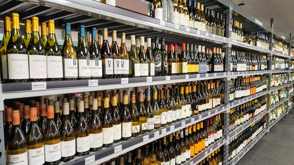 LIQUOR JUNCTION 632 Main St, Winchester, Massachusetts Updated