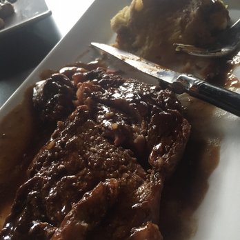 Nomad Kitchen and Lounge - Cocktail Bars Near Me - Kennewick, Washington