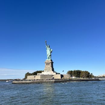 Circle Line Sightseeing Cruises - Boat Tours Near Me - New York, New York Circle Line Sightseeing Cruises - Boat Tours Near Me - New York, New York