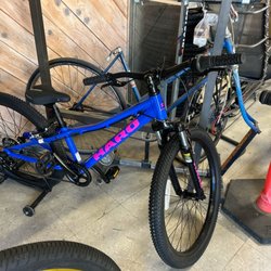 Foy's Bike Shop - Happy kids thanks to Foys!